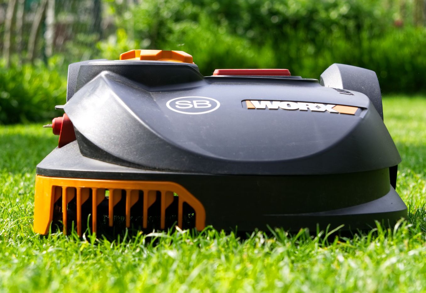 electric lawn mower