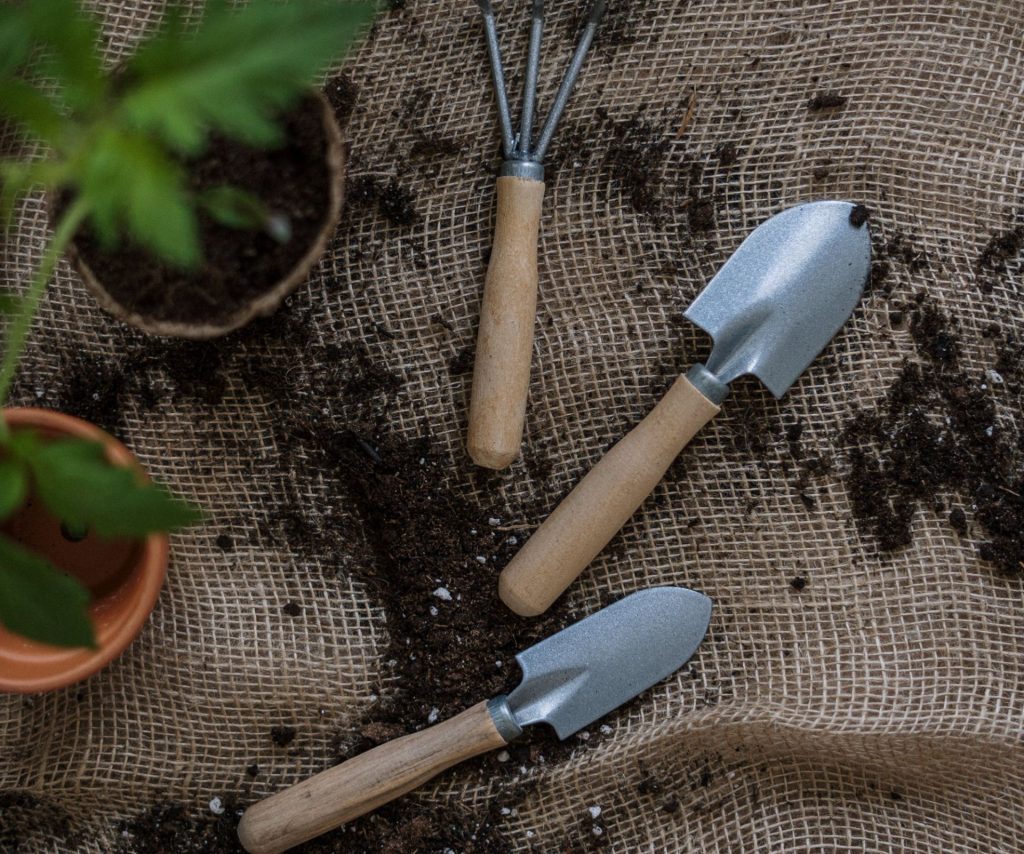 garden tools